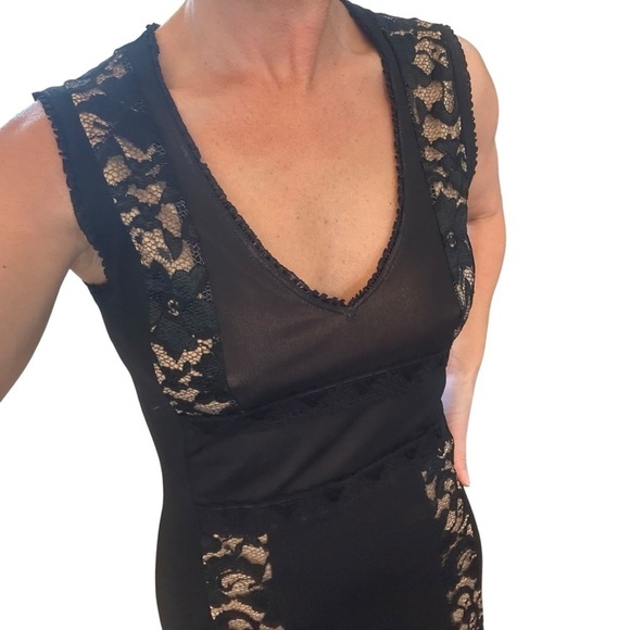 Elegant Black Lace Dress SMALL - Picture 9 of 10